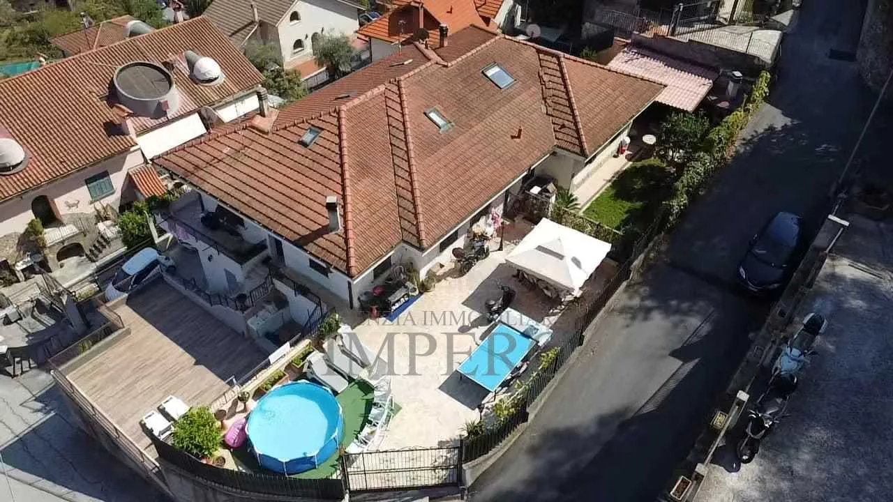 Immagine per Porzione di casa in vendita a Camporosso via Piave