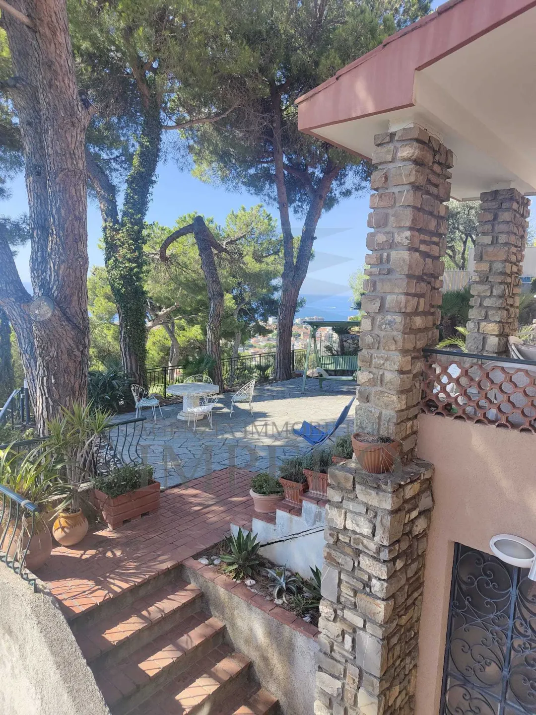 Immagine per casa in vendita a Bordighera via Bellavista