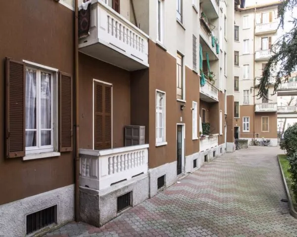 Stanza Milano