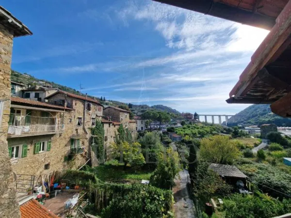 Porzione Di Casa via Dritta, Vallecrosia