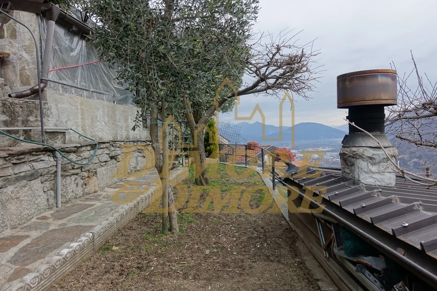 Immagine per Villa bifamiliare in vendita a Casale Corte Cerro via Crebbia