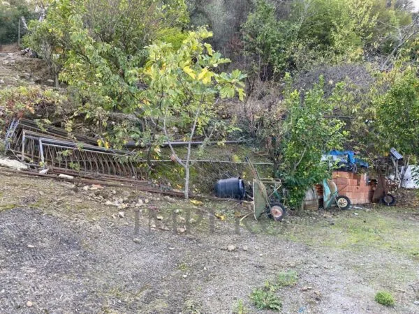 Villa Trifamiliare via Umberto Lorenzi, Ventimiglia