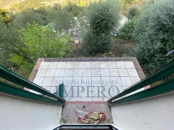 Villa Trifamiliare via Umberto Lorenzi, Ventimiglia