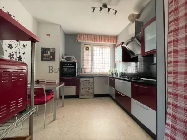 Appartamento via Riccardo Cipriani, Stadio, Livorno