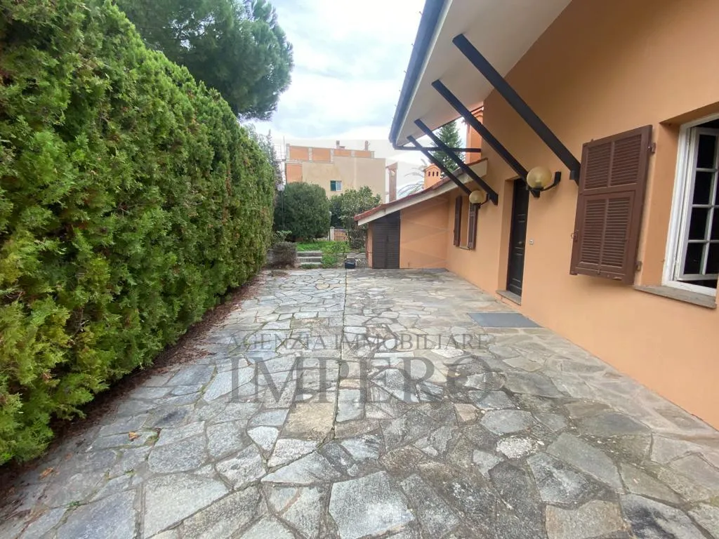 Immagine per Porzione di casa in vendita a Ventimiglia via Alle Ville