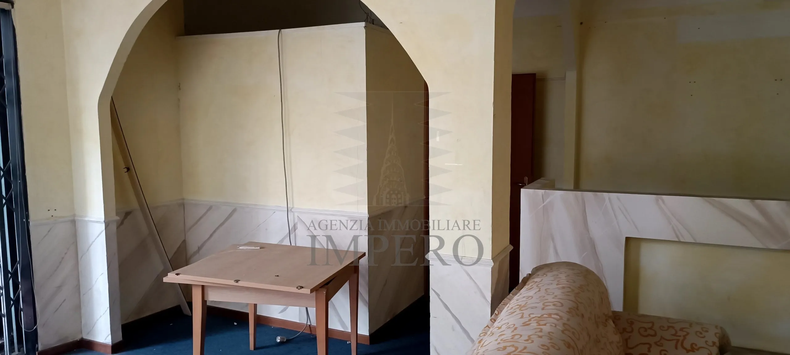 Immagine per Negozio in vendita a Ventimiglia via Filippo Turati