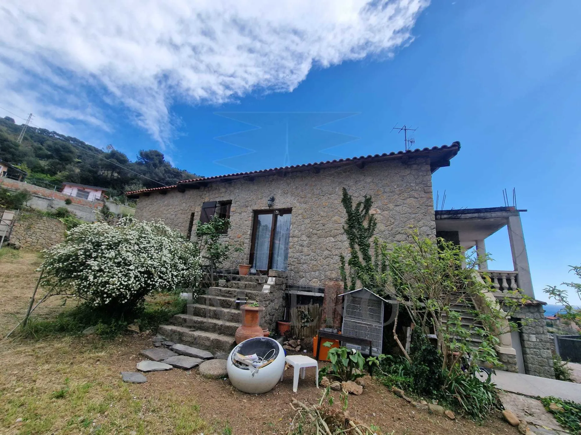 Immagine per Porzione di casa in vendita a Camporosso via Turistica