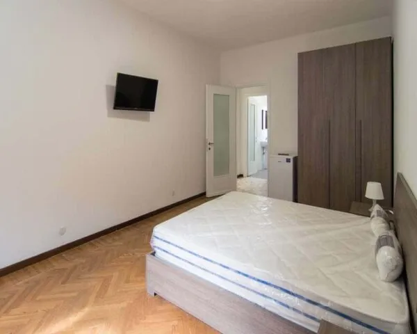 Stanza Milano