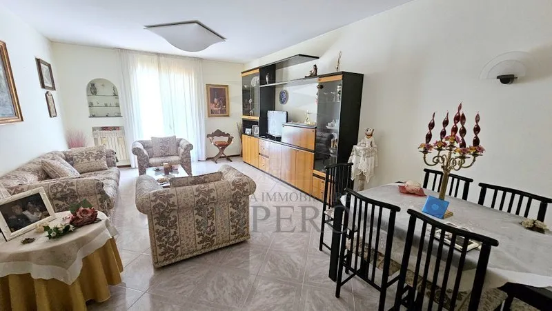 Immagine per Appartamento in vendita a Bordighera via Giulio Cesare 49