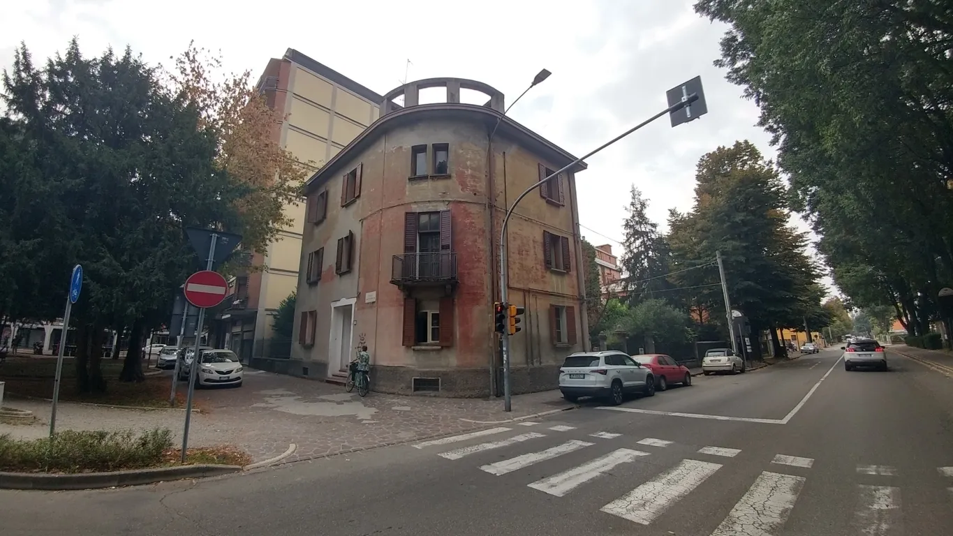 Immagine per Villa trifamiliare in vendita a Carpi piazzale Guglielmo Marconi 4