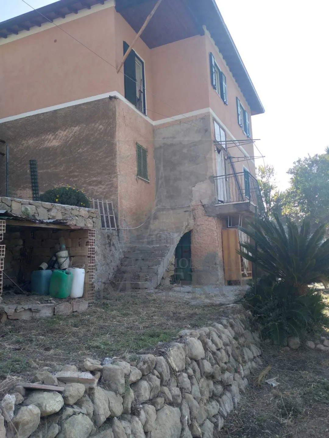 Immagine per Porzione di casa in vendita a Ventimiglia via Località Casette 4