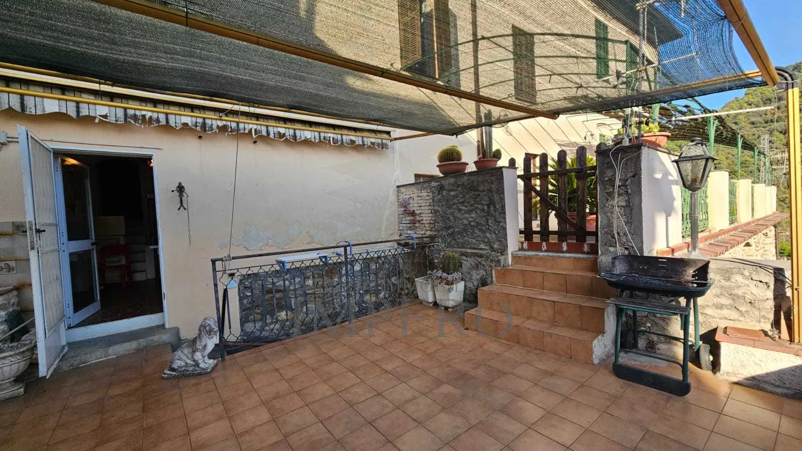 Immagine per Porzione di casa in vendita a Ventimiglia via Frazione Varase