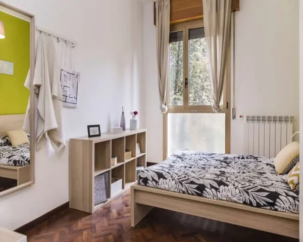 Stanza Bologna