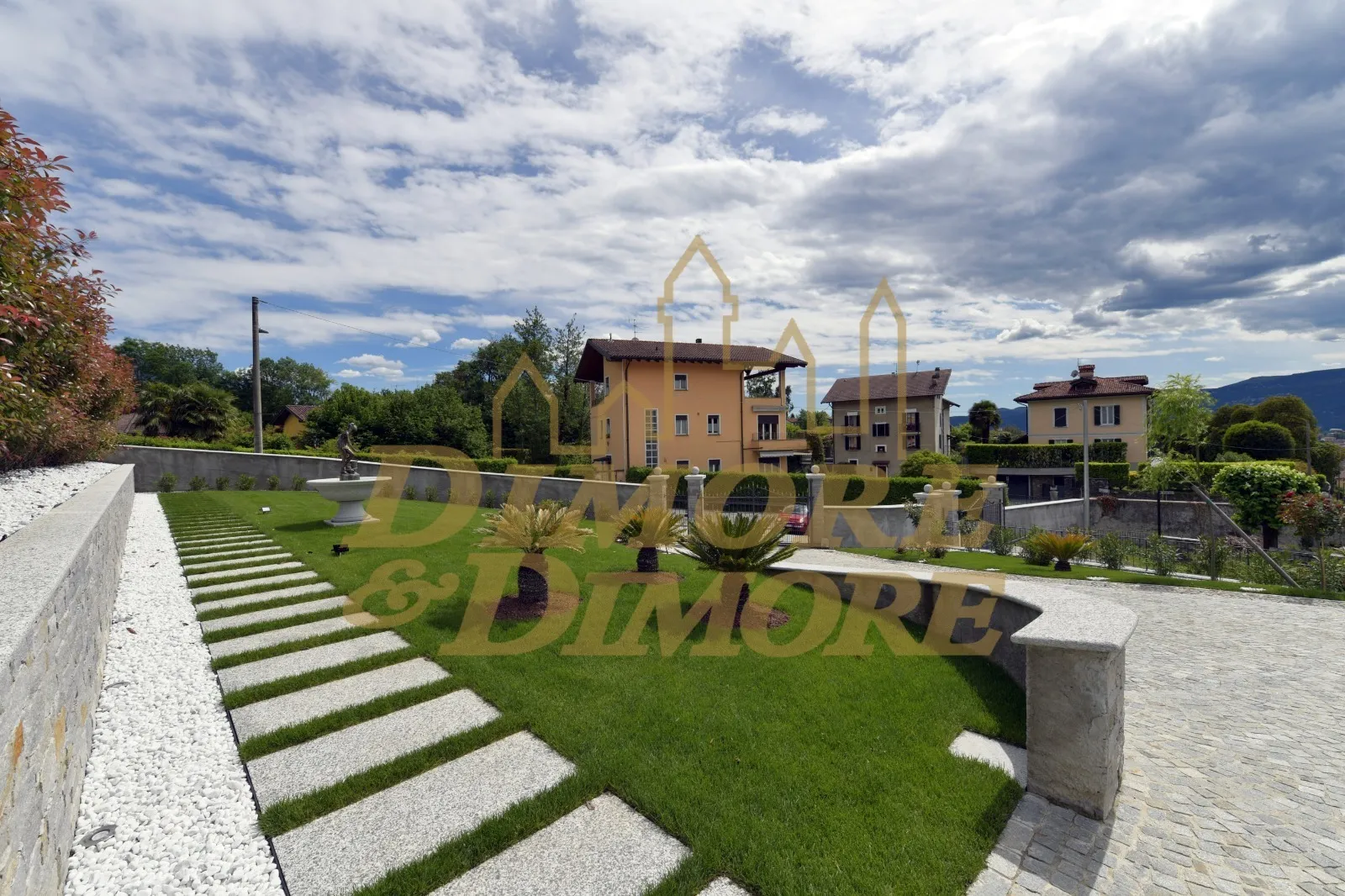 Immagine per Villa in vendita a Verbania via Intra Premeno 38