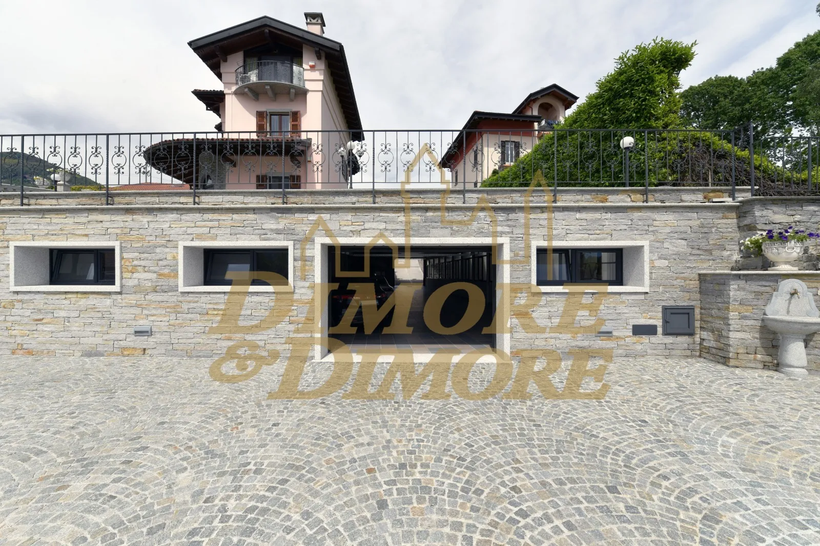 Immagine per Villa in vendita a Verbania via Intra Premeno 38