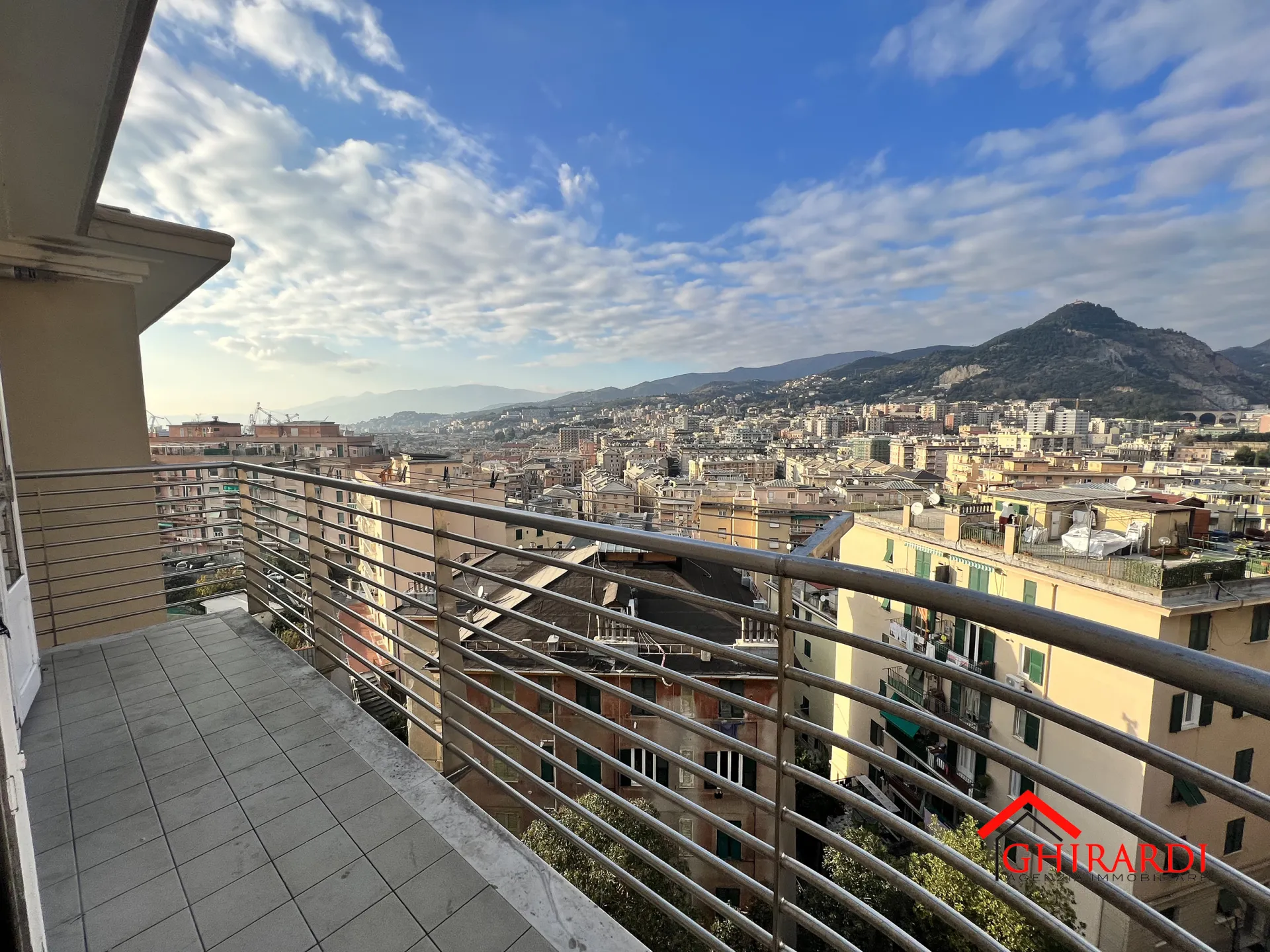 Immagine per Quadrilocale in vendita a Genova via Lodovico Calda 16