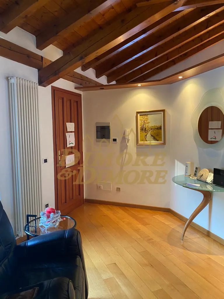 Immagine per Villa bifamiliare in vendita a Gravellona Toce via Filippo Corridoni 4