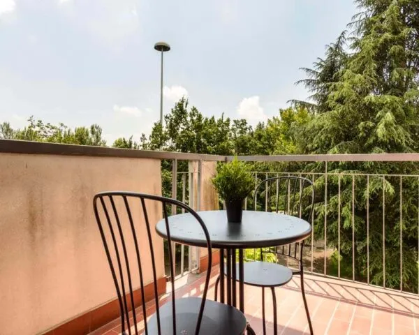Stanza Milano