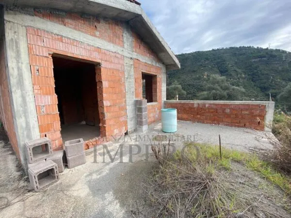 Villa Trifamiliare via Grammondo 6, Calvo, Ventimiglia