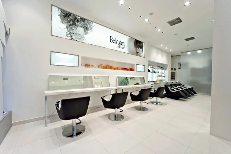 Immagine per Parrucchiere Donna in vendita a Lucca viale San Concordio