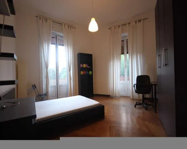 Stanza Milano