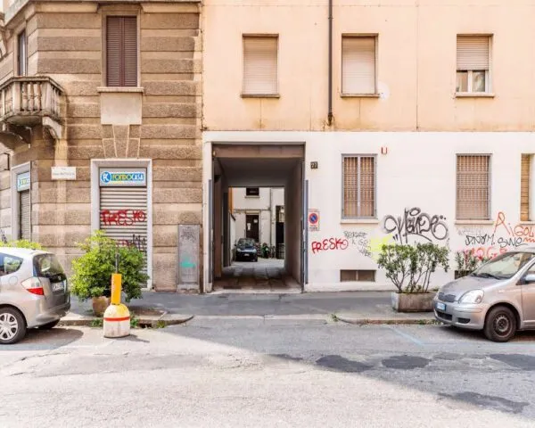 Stanza Milano