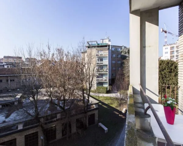 Stanza Milano