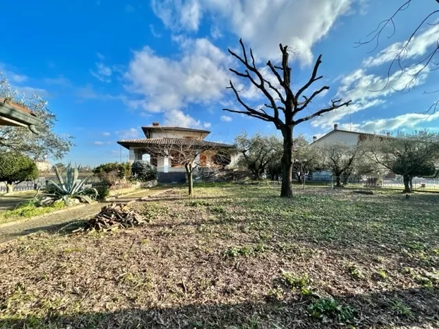 Immagine per Villa in vendita a Cesena via Chiesa Di Tipano