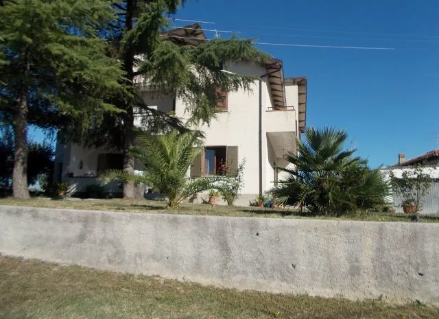 Immagine per Villa in vendita a Controguerra via Contrada San Venanzio