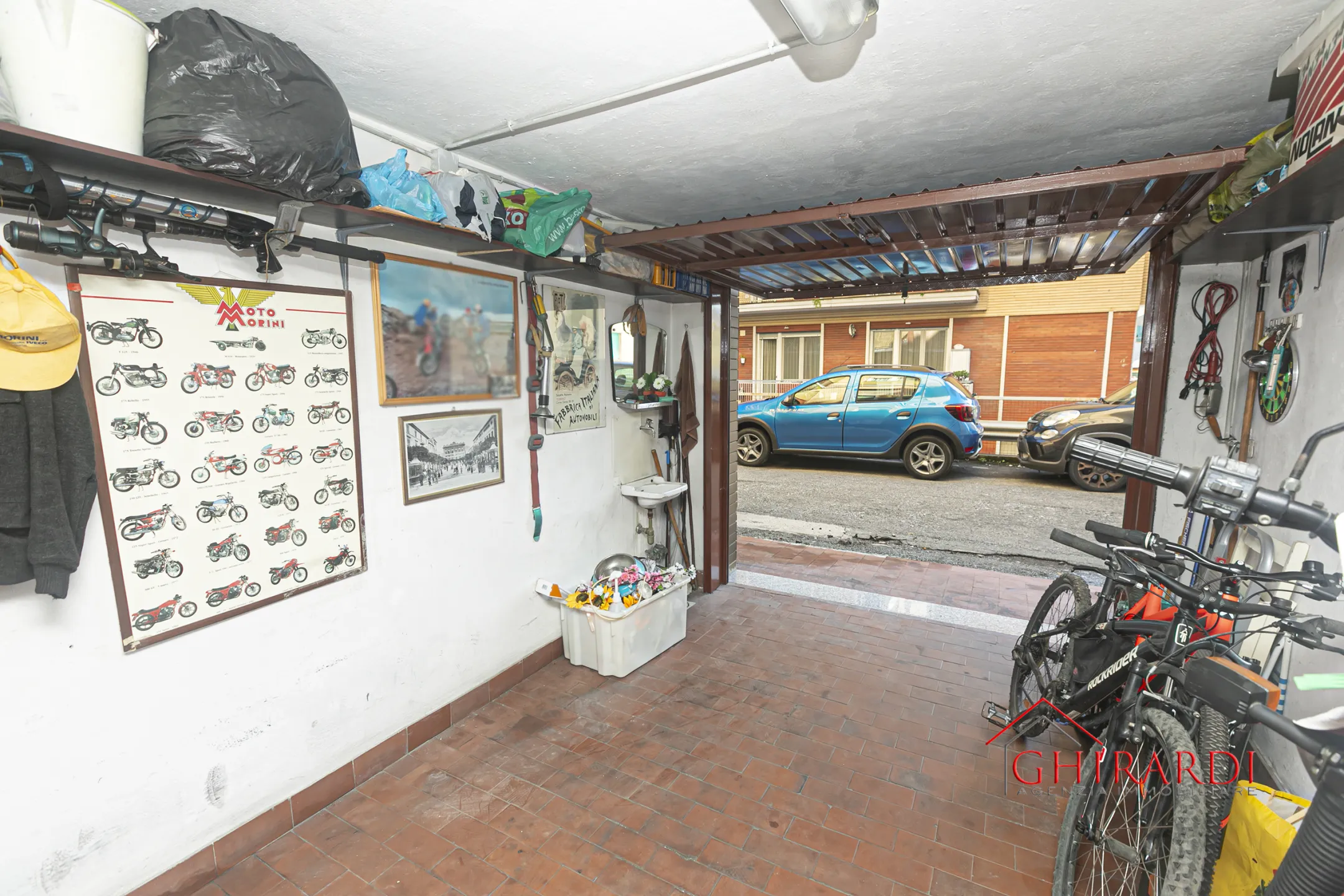 Immagine per Garage Singolo in vendita a Genova piazza Silvio Arrivabene 8a