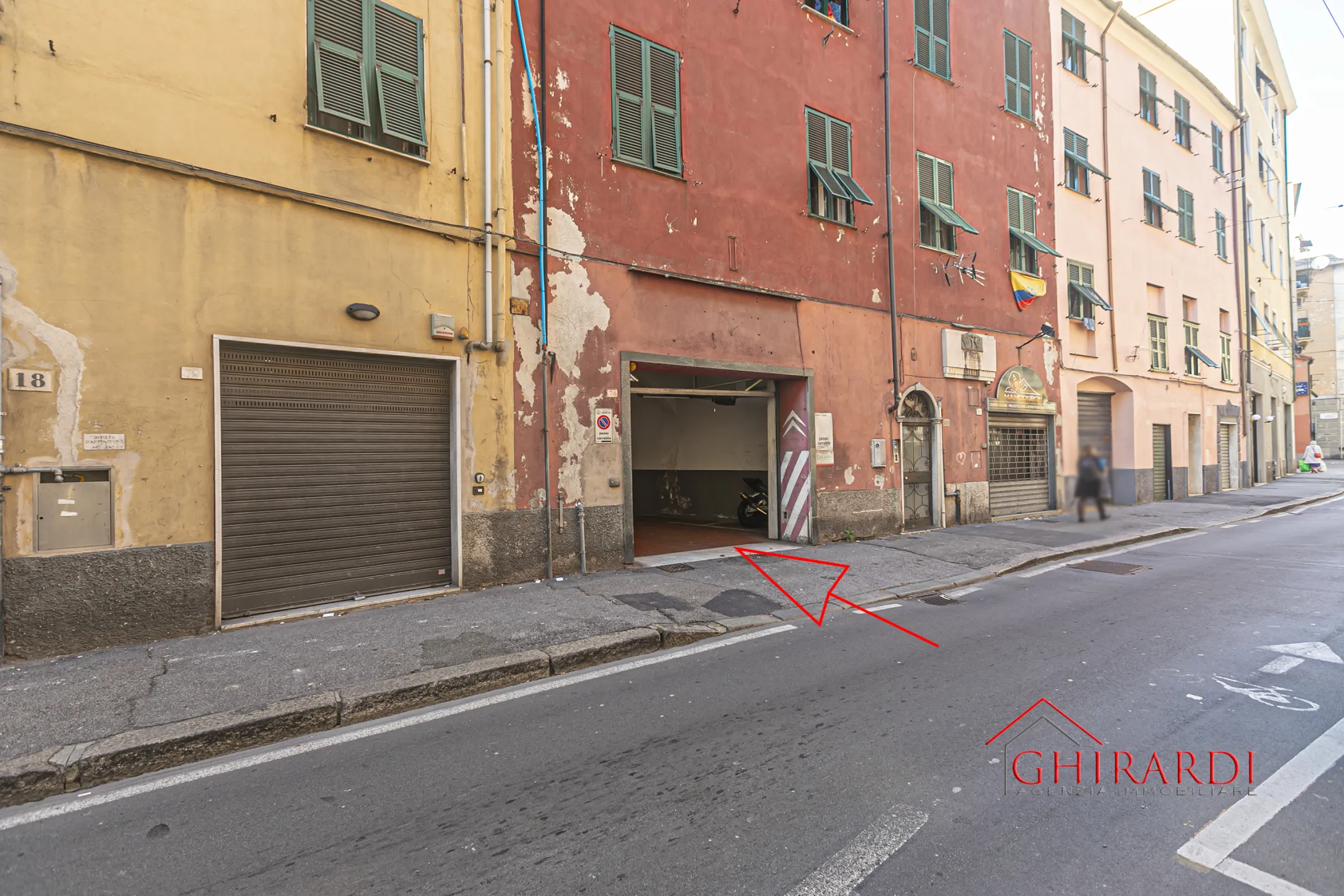 Immagine per Posto Auto Coperto in vendita a Genova via Celesia 74R