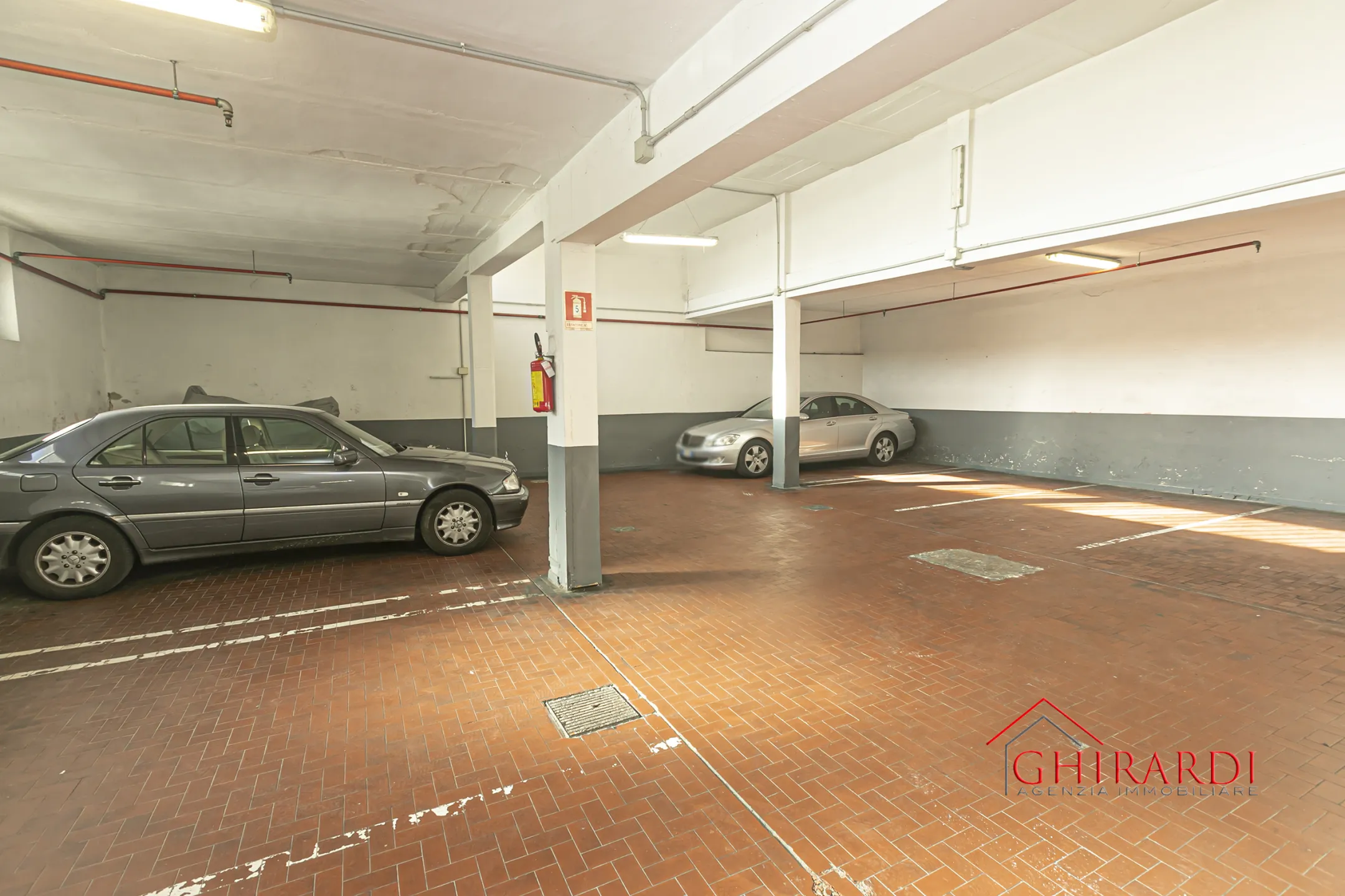 Immagine per Locale commerciale in vendita a Genova via Celesia 74R