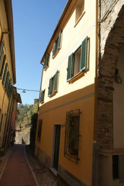 Villa via Annunziata, Luni