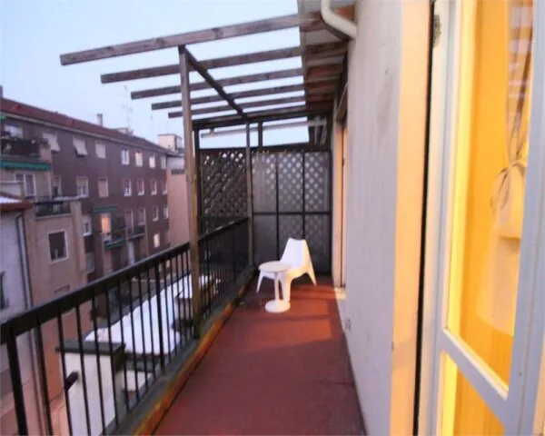 Stanza Milano