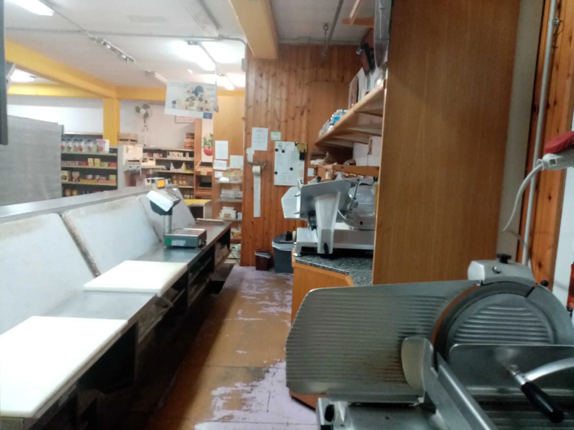 Immagine per Alimentare in vendita a Narni viale Martiri Partigiani 34