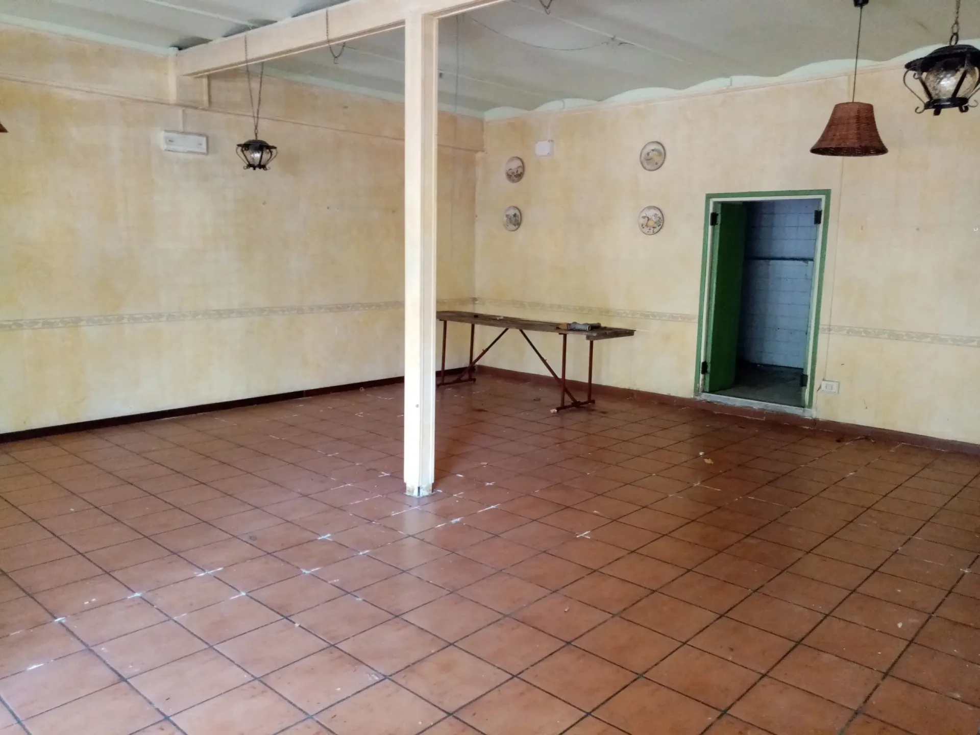 Immagine per Locale commerciale in vendita a Terni piazza Resistenza 10