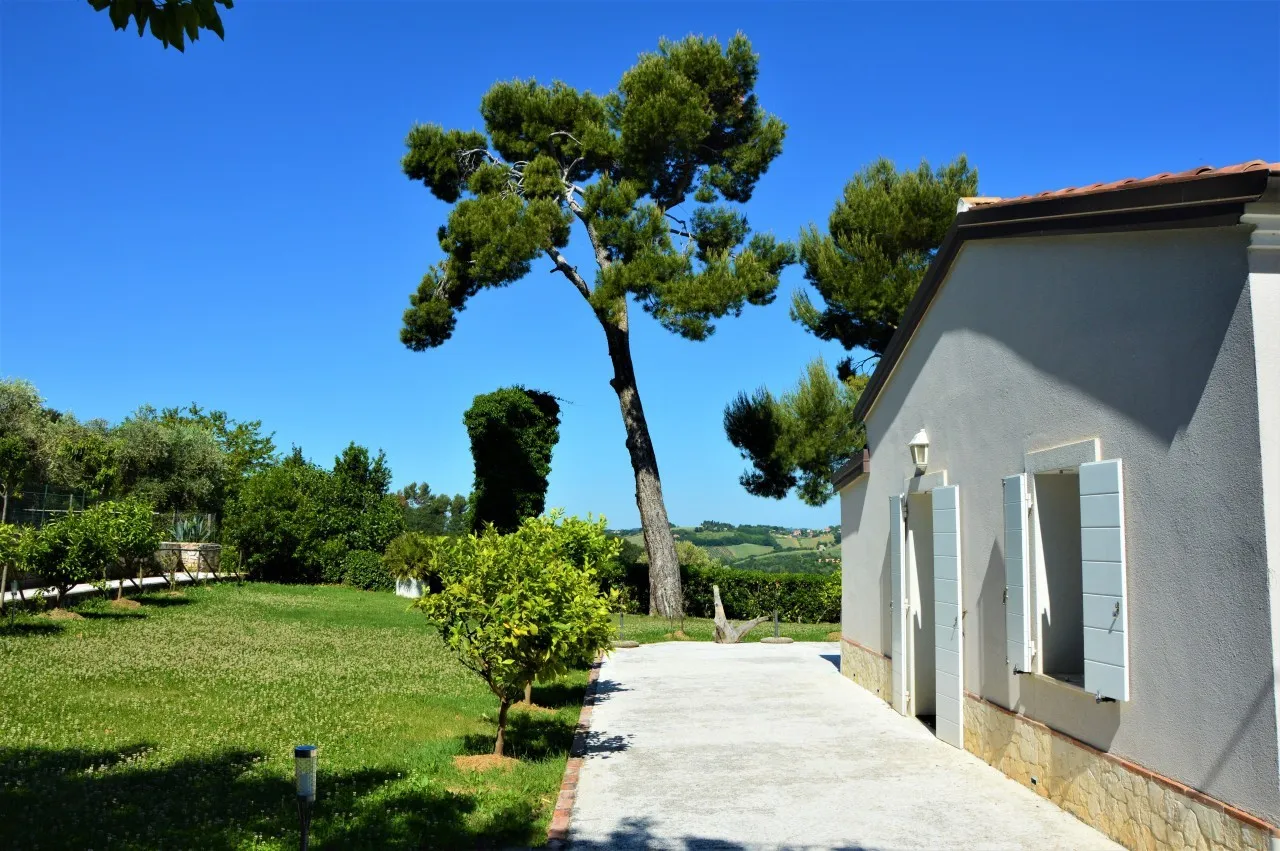 Immagine per Casale in vendita a Ancona via Portonovo