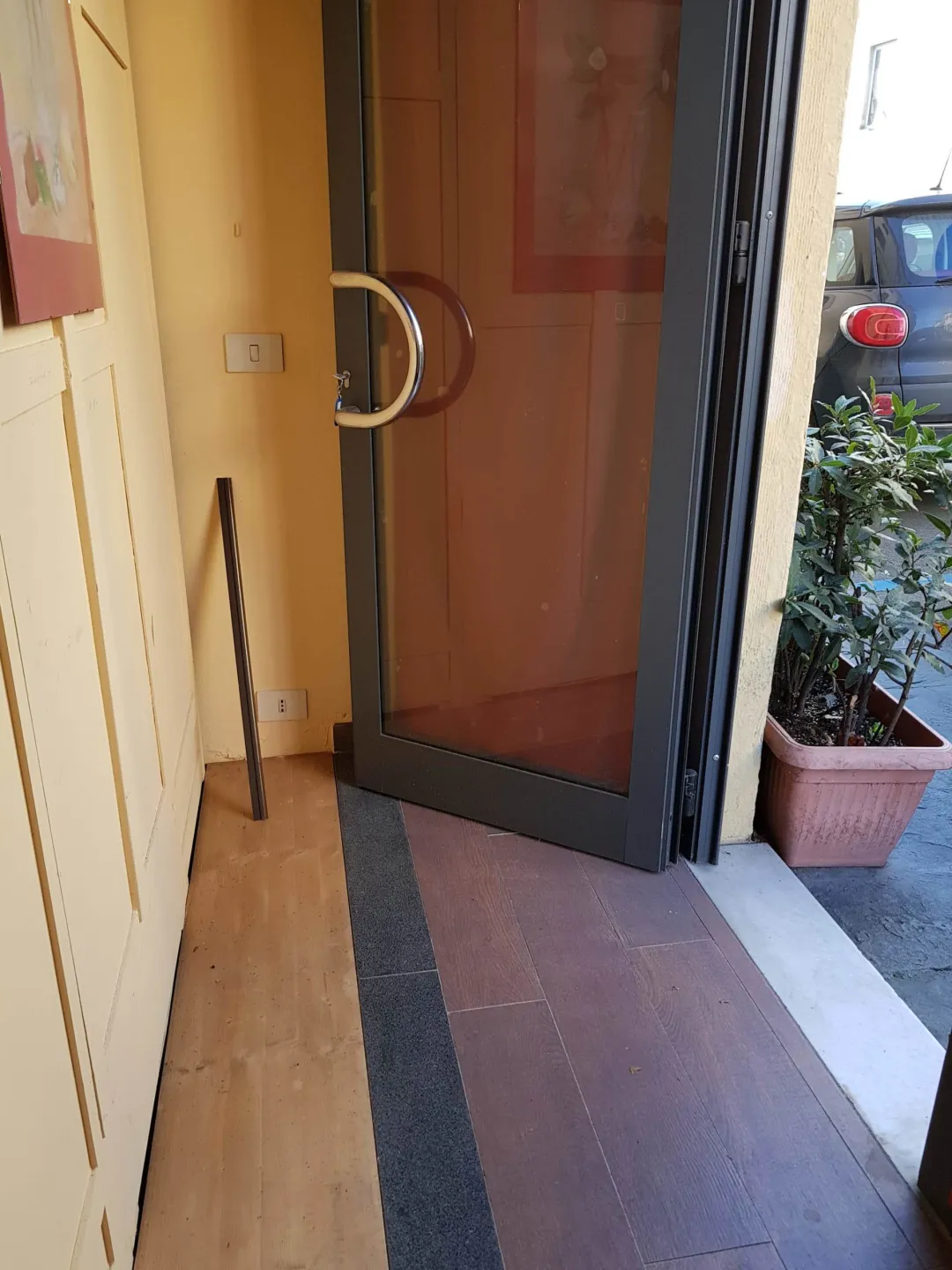 Immagine per Capannone in vendita a Lucca via San Marco