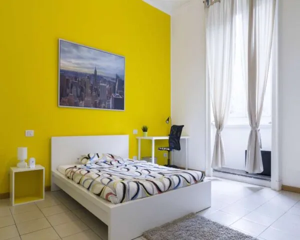 Stanza Milano