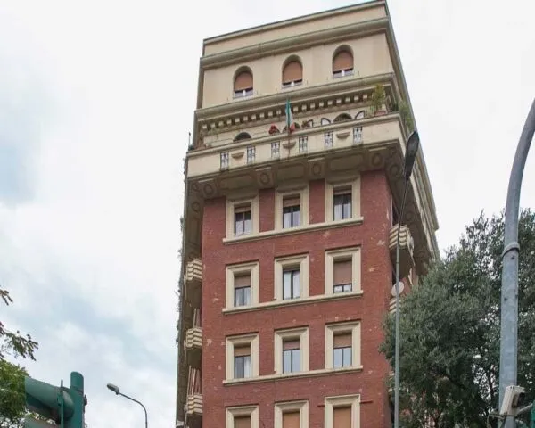Stanza Milano