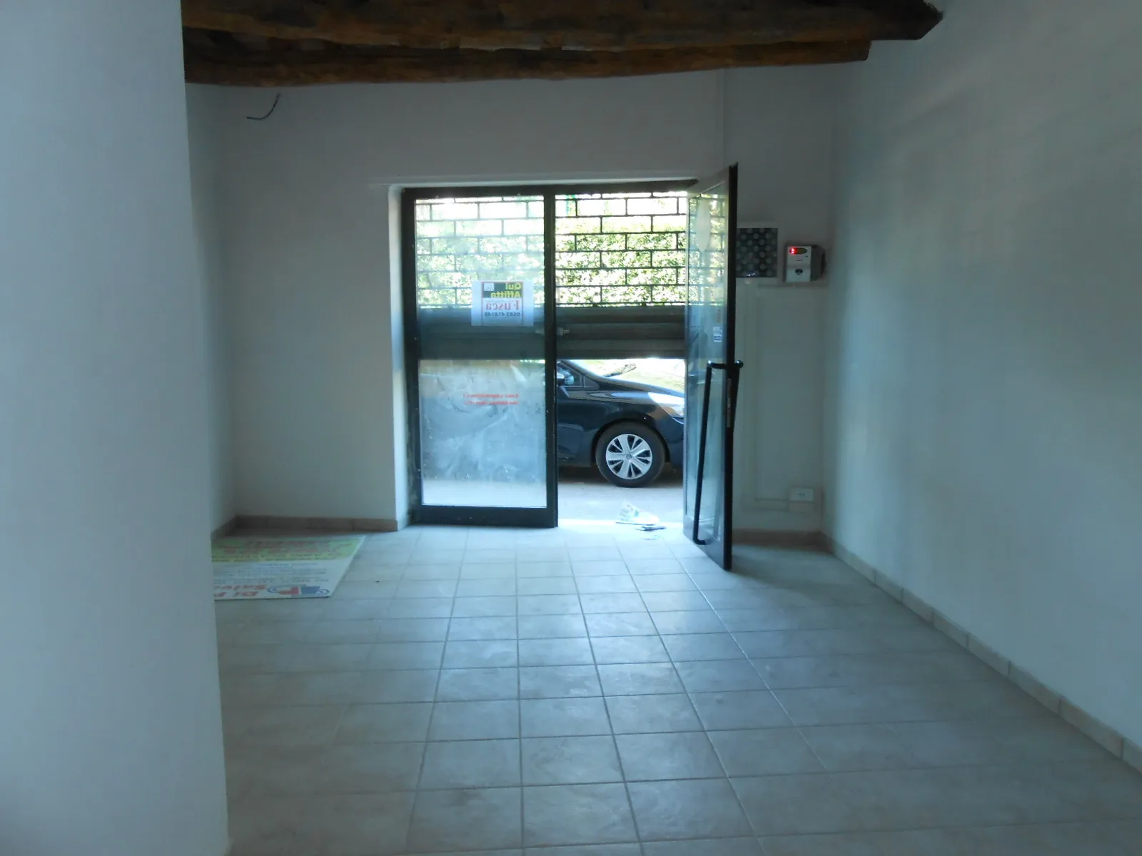 Immagine per Capannone in affitto a Lucca via Sarzanese