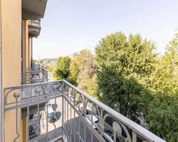 Stanza Milano