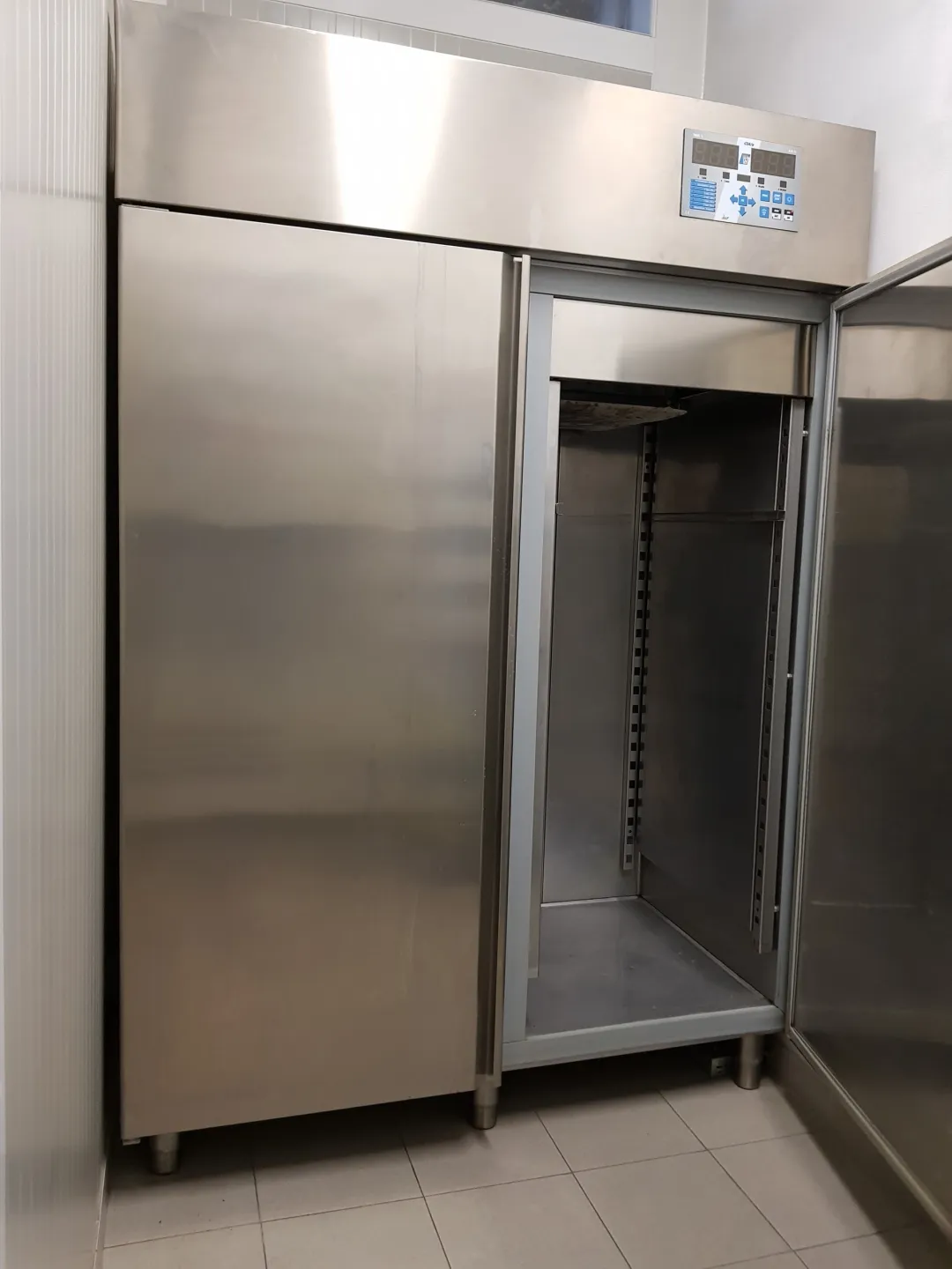 Immagine per Capannone in vendita a Lucca via Pisana