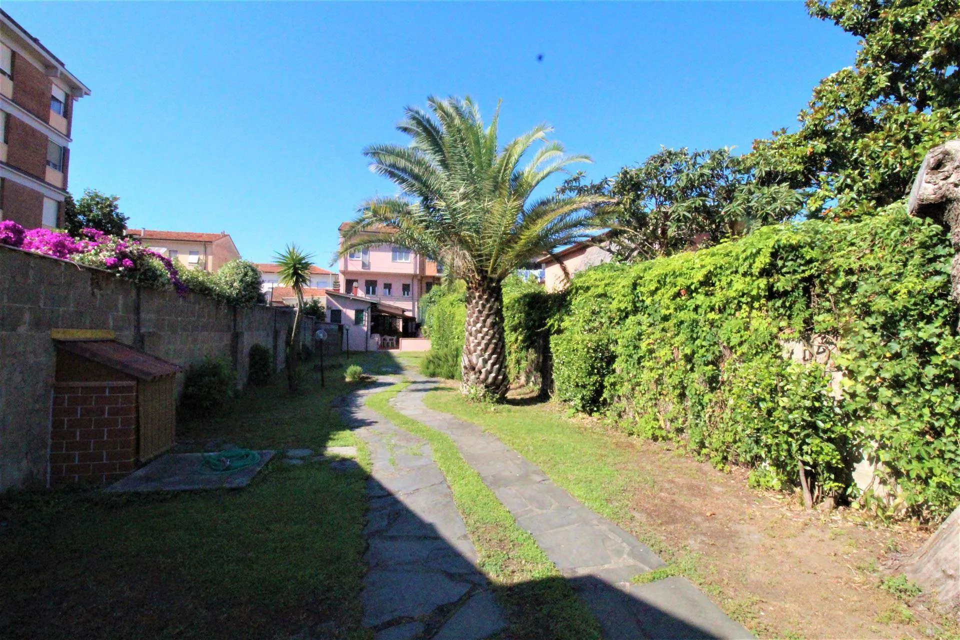 Immagine per Villa in vendita a Carrara via Venezia 38