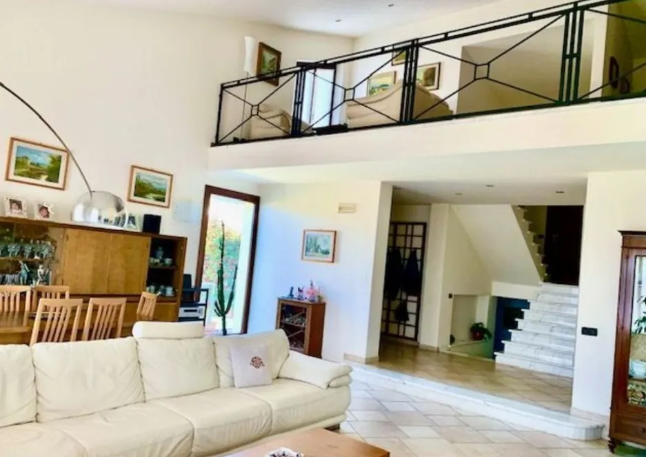 Immagine per Villa in vendita a Luni via Cantinone