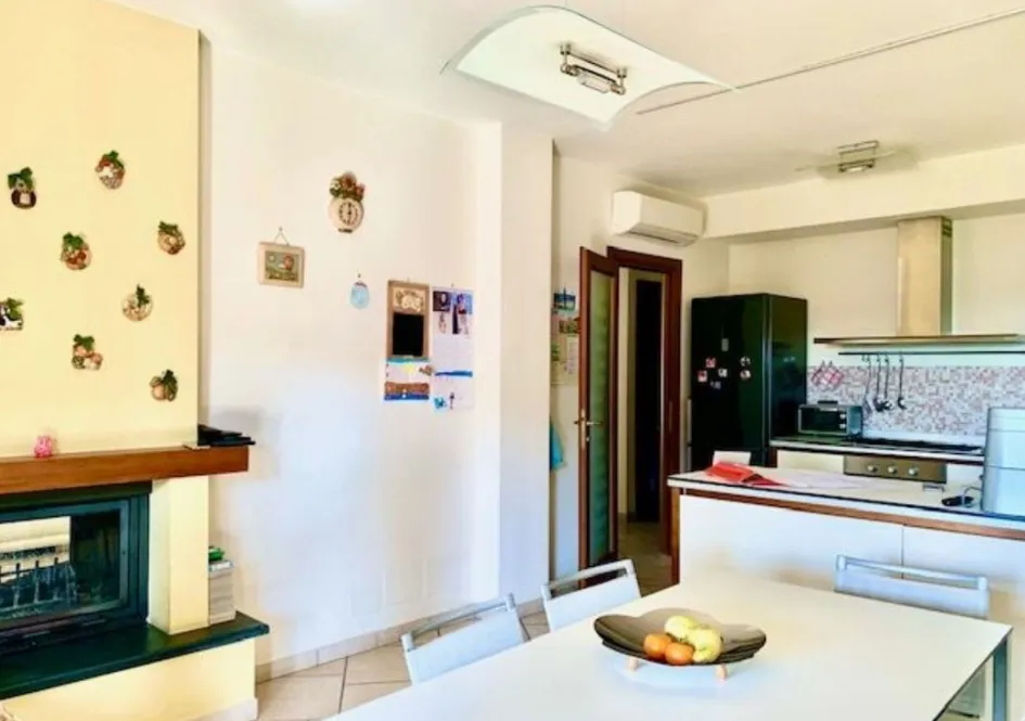Immagine per Villa in vendita a Luni via Cantinone