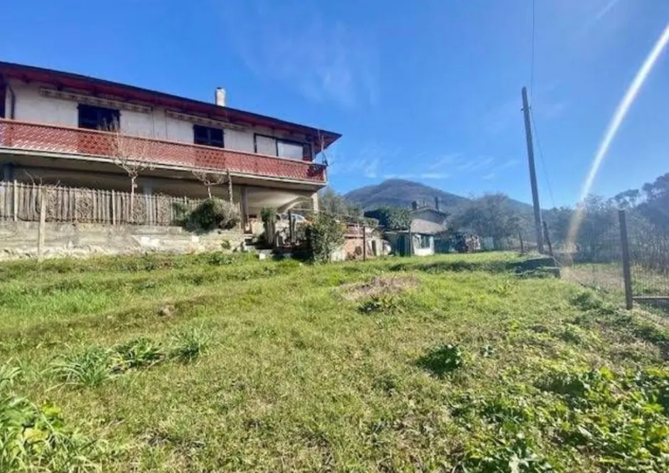 Immagine per Villa in vendita a Luni via Larga