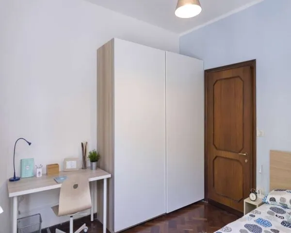 Stanza Bologna