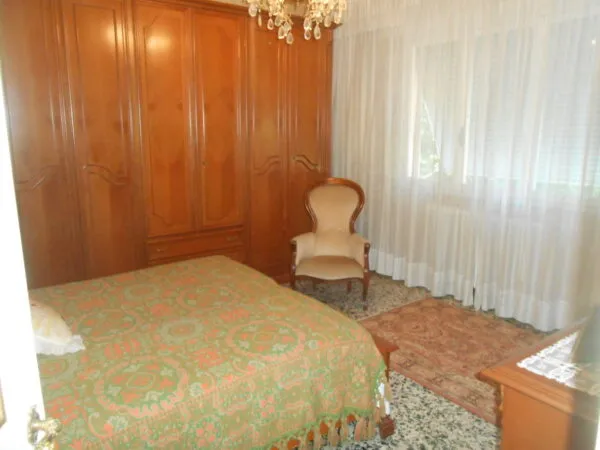 Villa via Per Chiatri, Farneta, Lucca