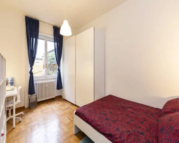 Stanza Milano
